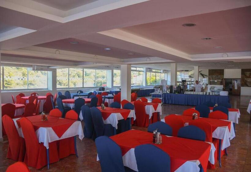 בית מלון כפרי Sirena Hvar