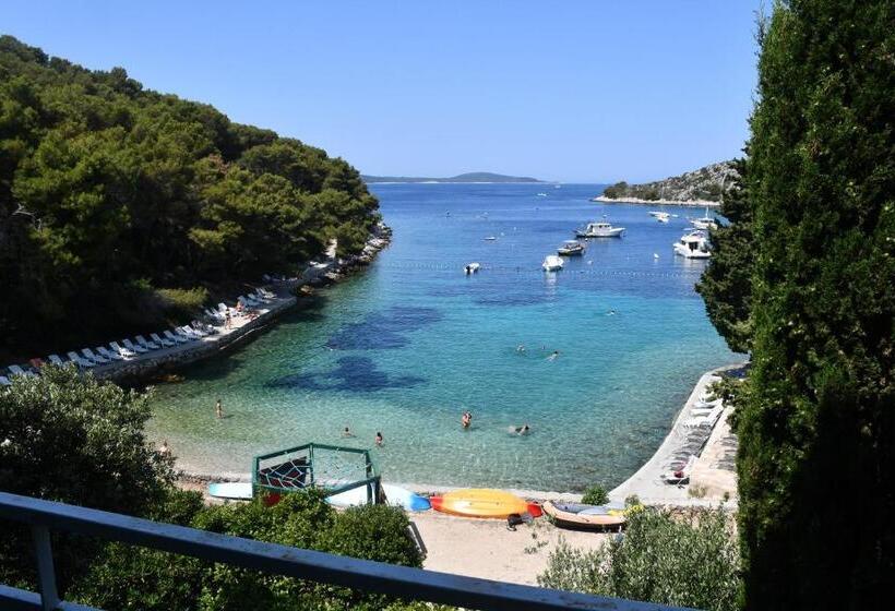 בית מלון כפרי Sirena Hvar