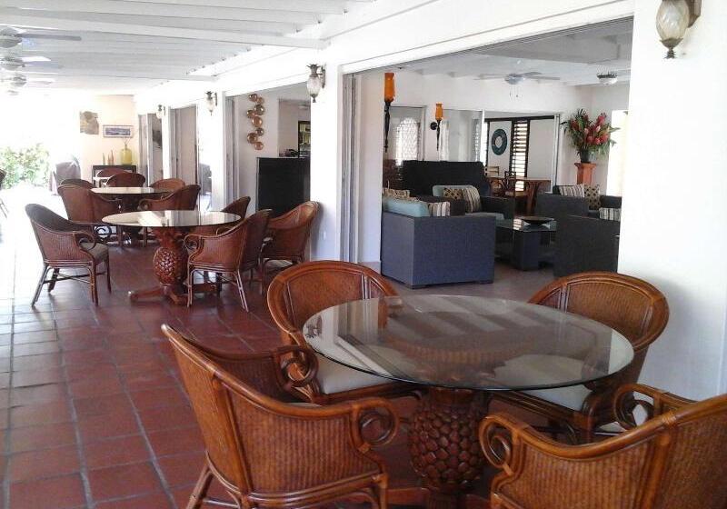 호텔 Sunset Shores Beach