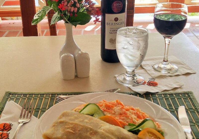 호텔 Sunset Shores Beach