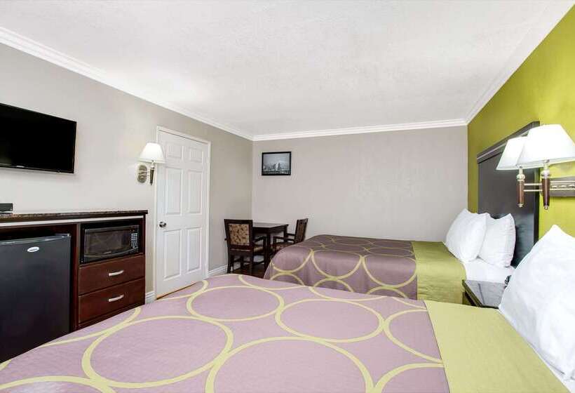 Отель Super 8 By Wyndham Inglewood/lax/la Airport