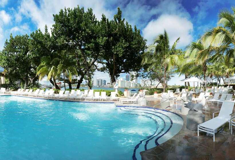 فندق The Condado Plaza