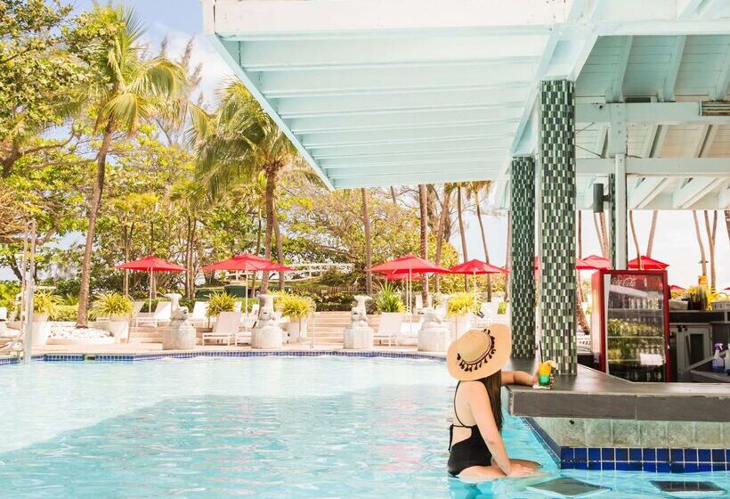 هتل The Condado Plaza