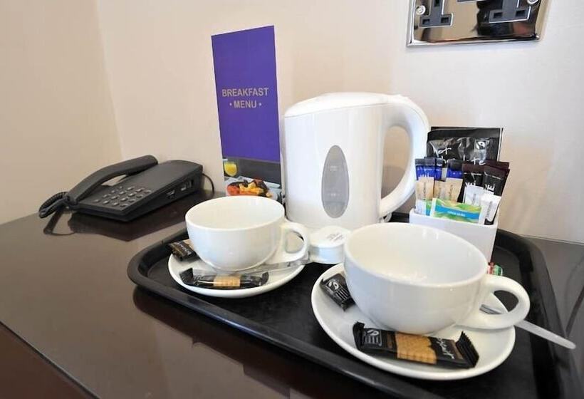 هتل The Kings Arms