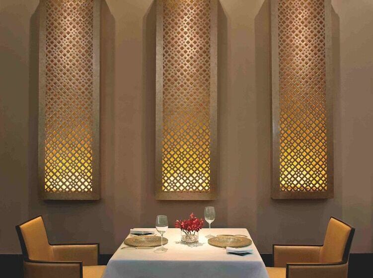 בית מלון כפרי The Oberoi Mumbai
