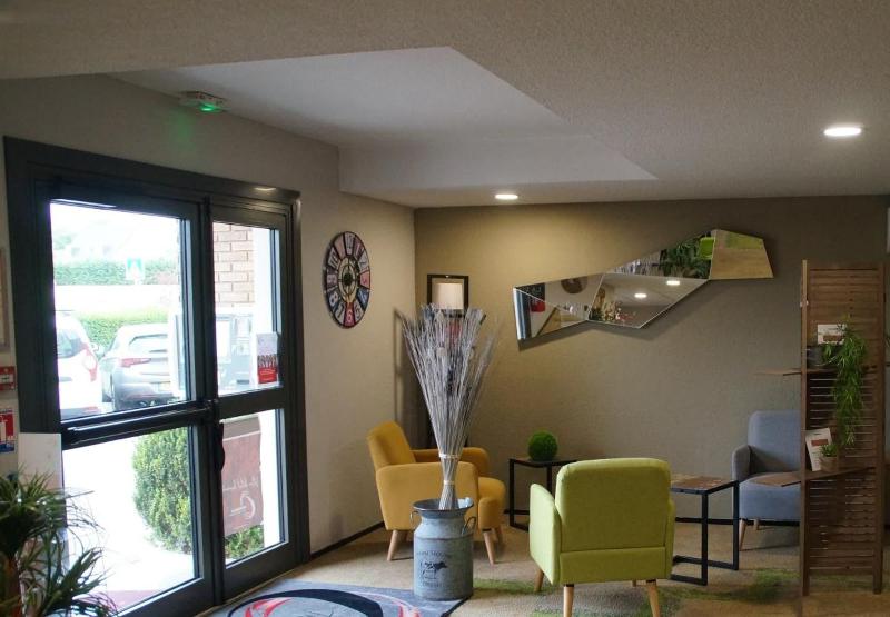 בית מלון כפרי The Originals Access, Bourges Nord Saintdoulchard