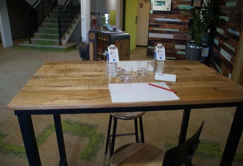 فندق The Originals Access, Bourges Nord Saintdoulchard