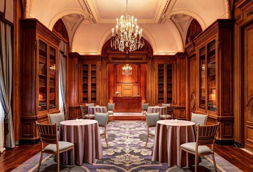 فندق The St. Regis New York