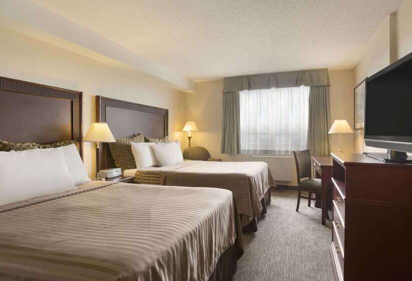 Travelodge Hotel By Wyndham Vancouver Airport