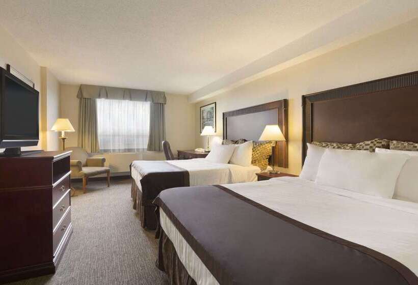 Travelodge Hotel By Wyndham Vancouver Airport