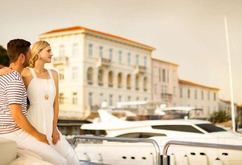 Valamar Riviera Hotel & Residence