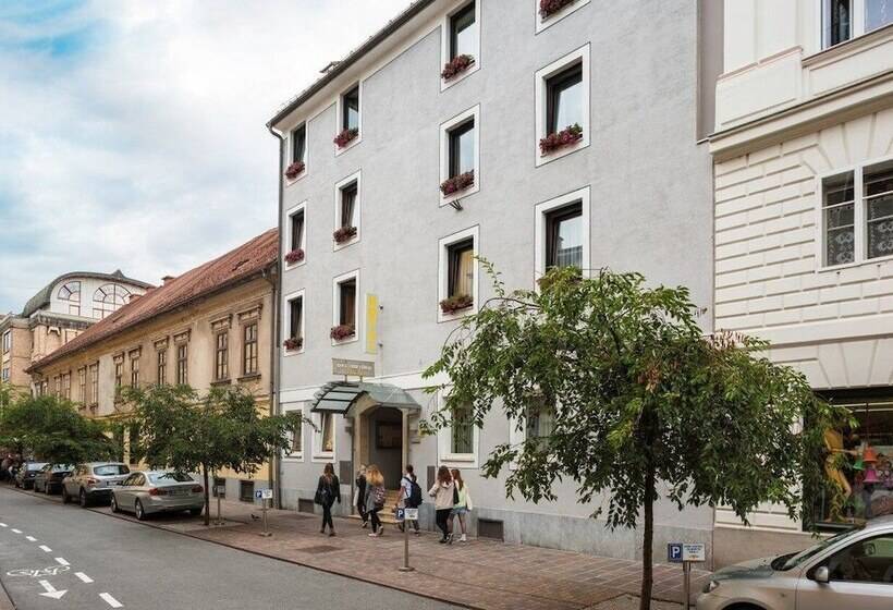 پانسیون Mrak Superior