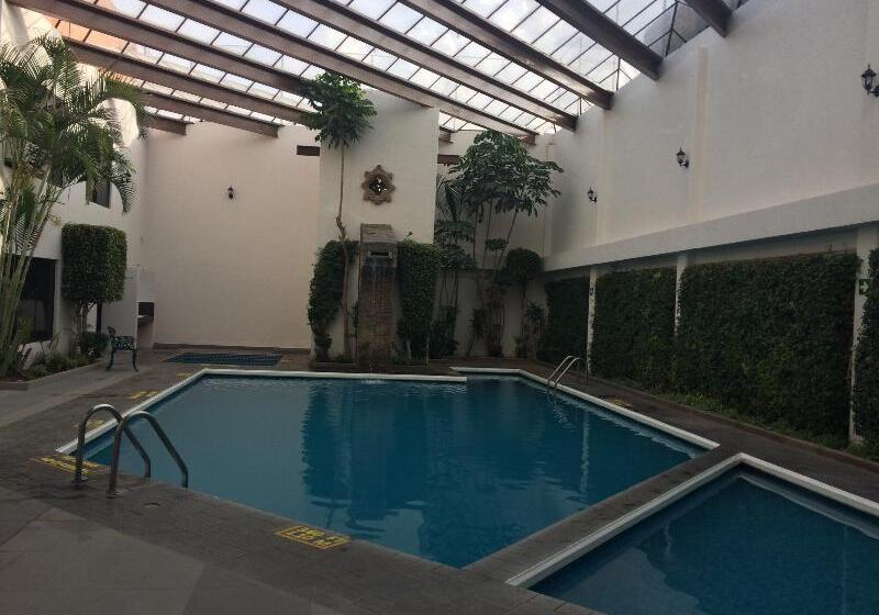 Radisson Hotel & Convention Center Toluca