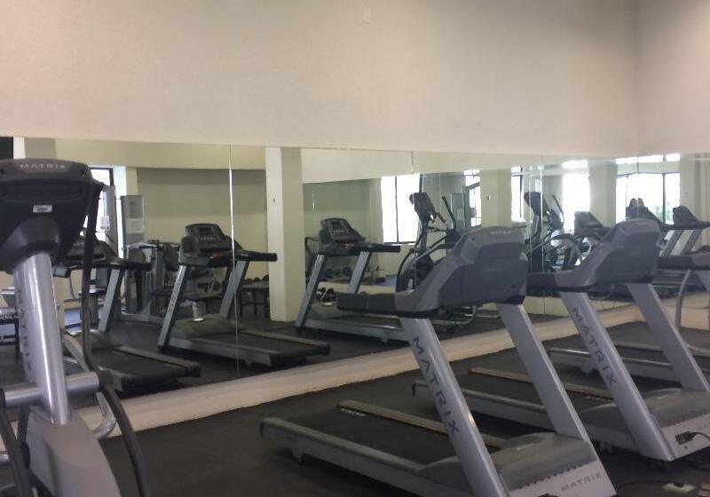 Radisson Hotel & Convention Center Toluca