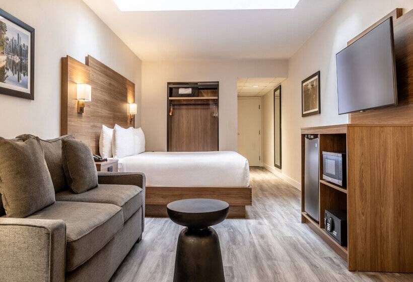 Atrium Hotel Vancouver