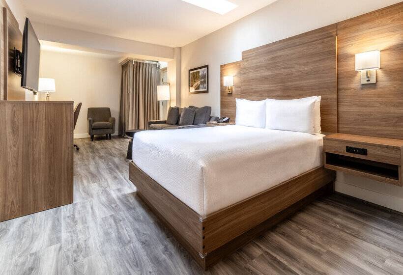 Atrium Hotel Vancouver