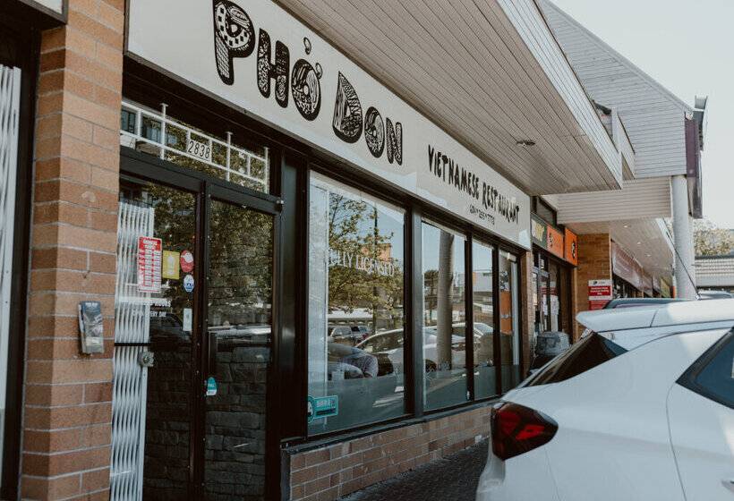 Atrium Hotel Vancouver