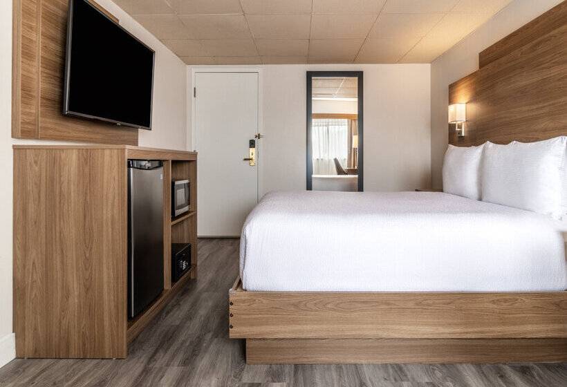 Atrium Hotel Vancouver