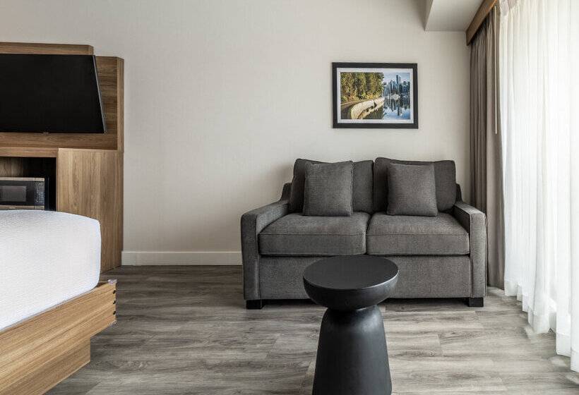 Atrium Hotel Vancouver