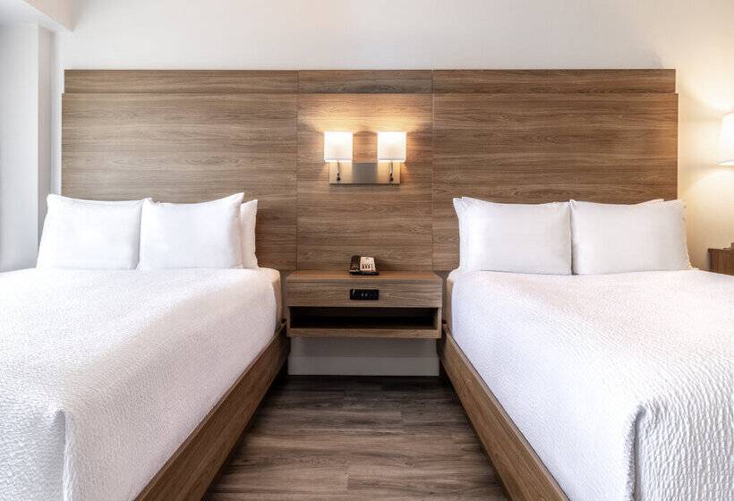 Atrium Hotel Vancouver