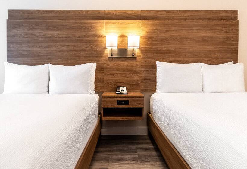 Atrium Hotel Vancouver