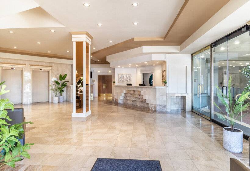 Atrium Hotel Vancouver