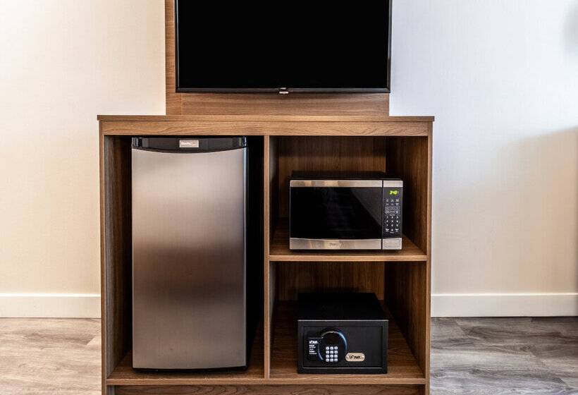 Atrium Hotel Vancouver