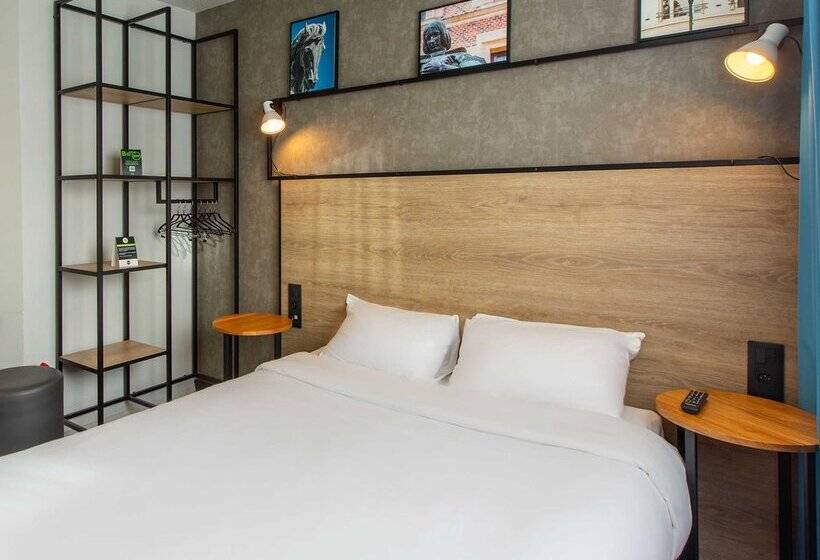 B&b Hotel Orléans Nord Saran