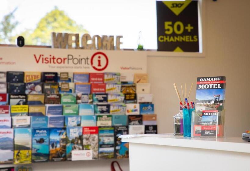 Colonial Lodge Motel