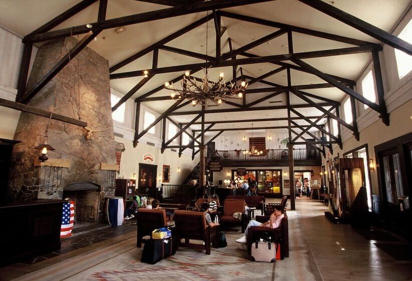 Disney Hotel Cheyenne