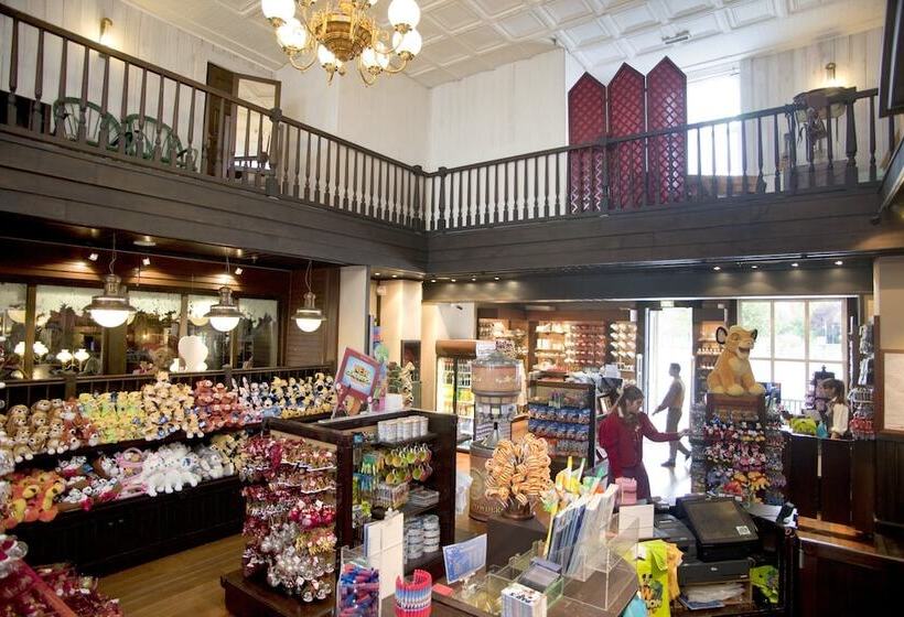 Disney Hotel Cheyenne