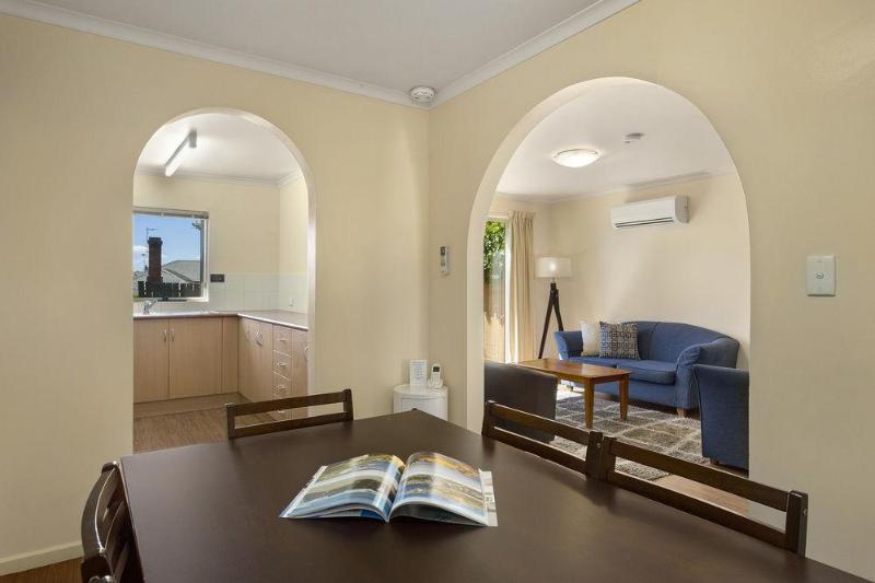 Elphin Serviced Apartments