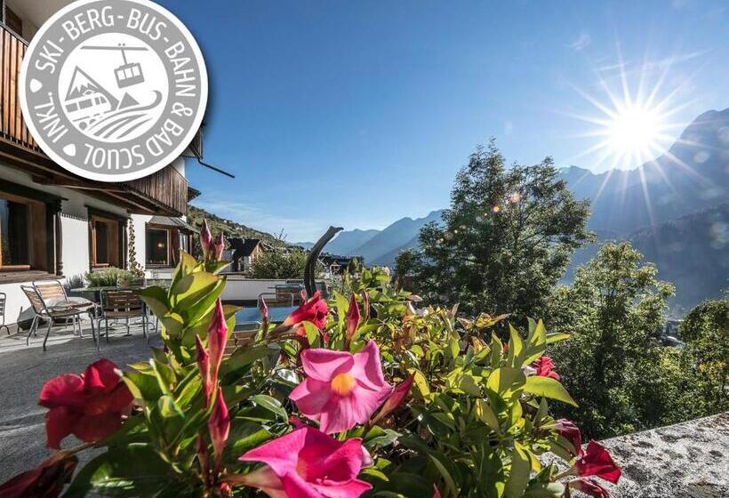 Engadiner Boutique Hotel Guardaval