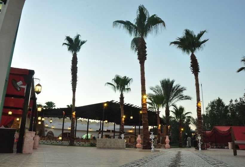 Курорт Jaz Fayrouz