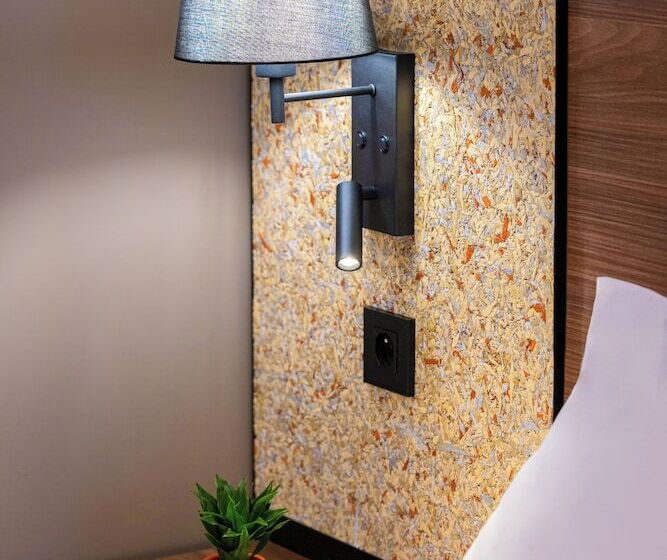 Greet Hotel Chatellerault