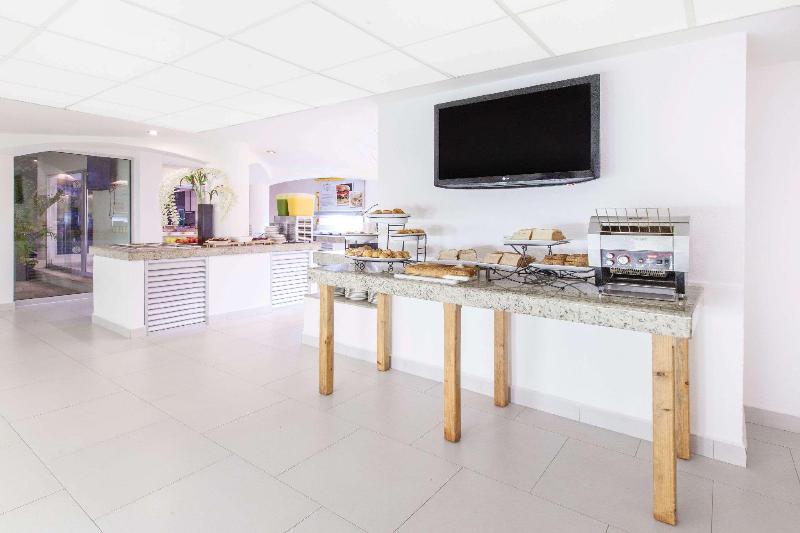 בית מלון כפרי Adhara Express