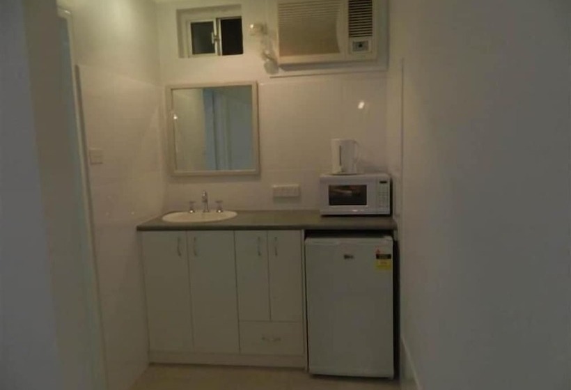 בית מלון כפרי Alabaster Motor Inn