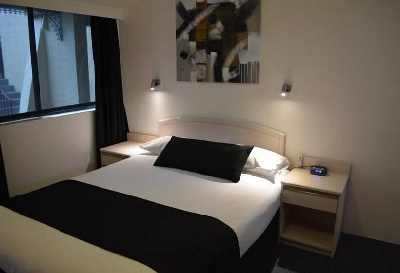 בית מלון כפרי Alabaster Motor Inn