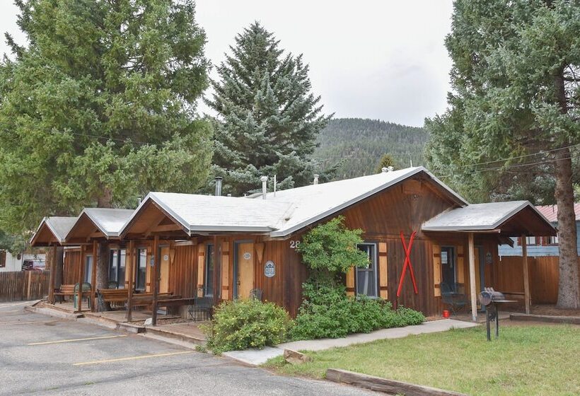 فندق Alpine Lodge Red River