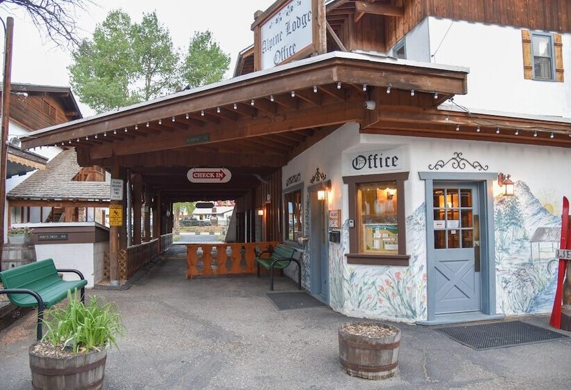 فندق Alpine Lodge Red River