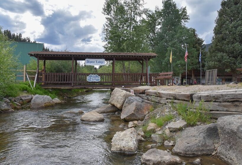 فندق Alpine Lodge Red River