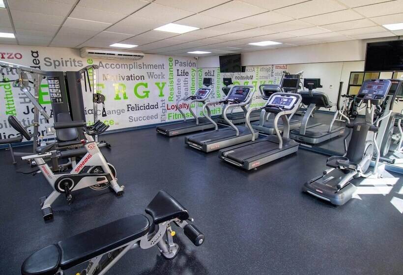 בית מלון כפרי Araiza Mexicali