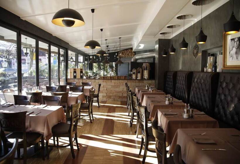 בית מלון כפרי Atlas Post