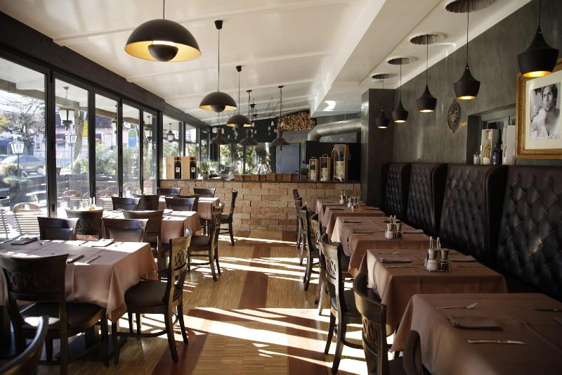 בית מלון כפרי Atlas Post