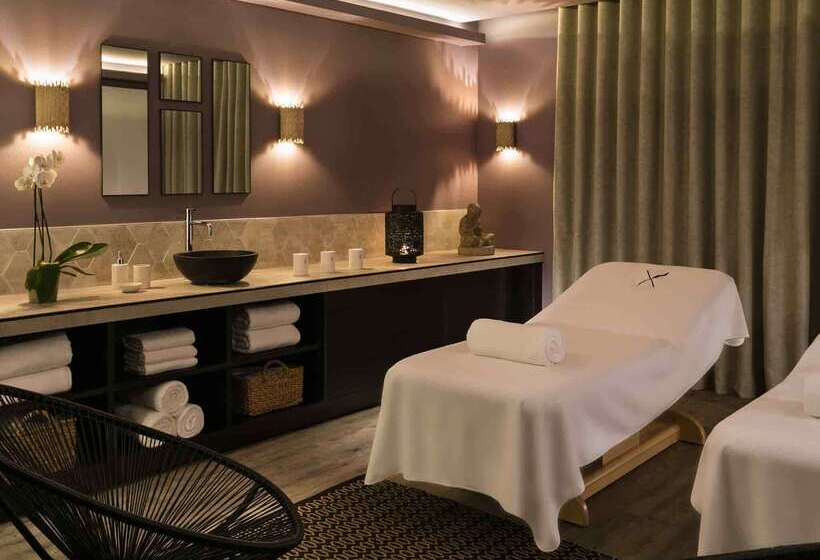 ホテル Barriere Le Royal Deauville