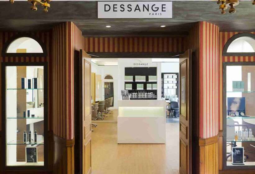 ホテル Barriere Le Royal Deauville