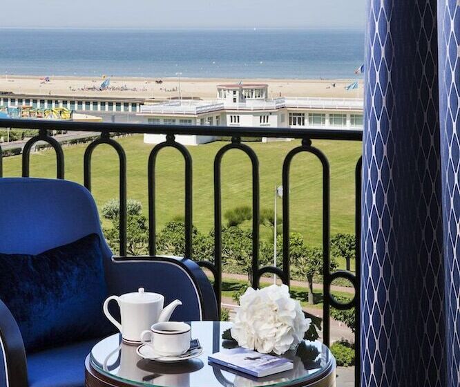 ホテル Barriere Le Royal Deauville