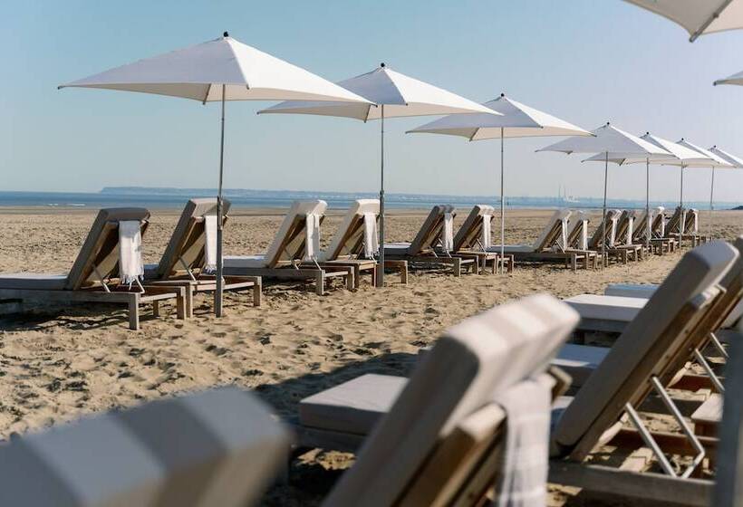 ホテル Barriere Le Royal Deauville