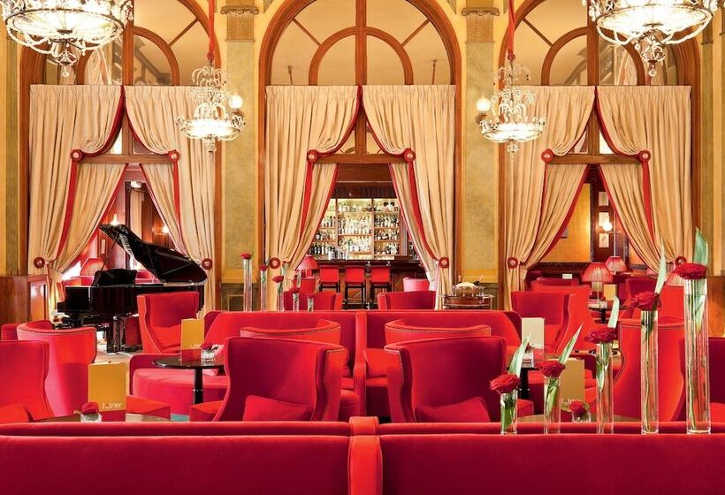 ホテル Barriere Le Royal Deauville