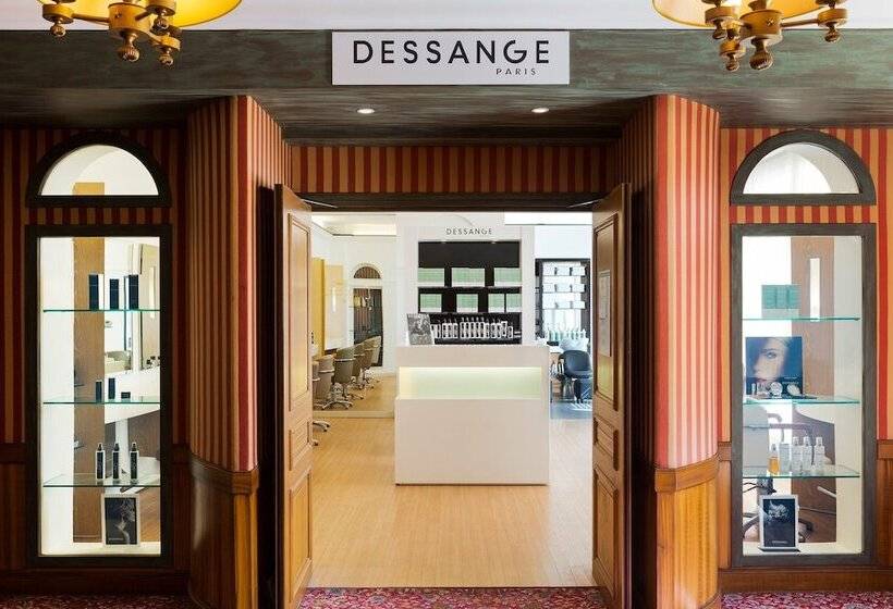 ホテル Barriere Le Royal Deauville